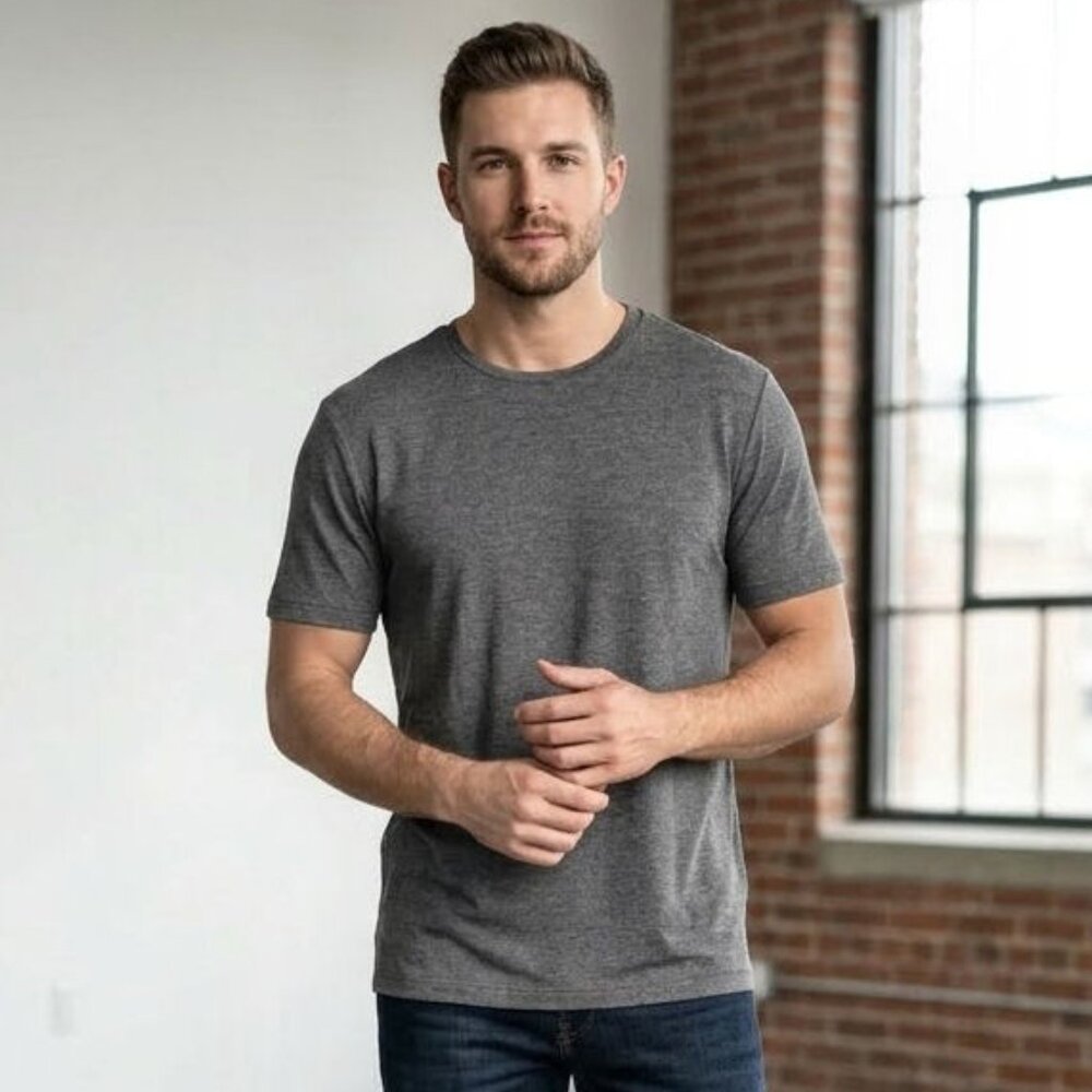 Robert Barakett McSween Luxury Crewneck T-Shirt, Charcoal Gray, Mens Size Medium